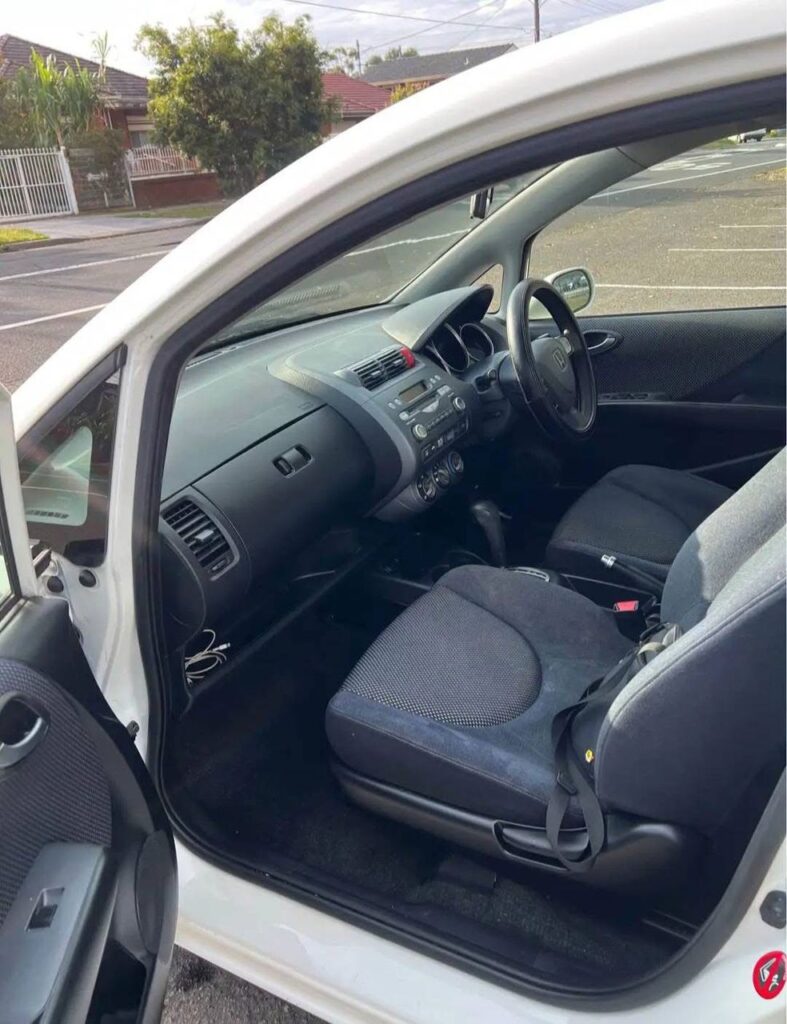 f5639feb 610f 460f b436 fc8d3a456e40